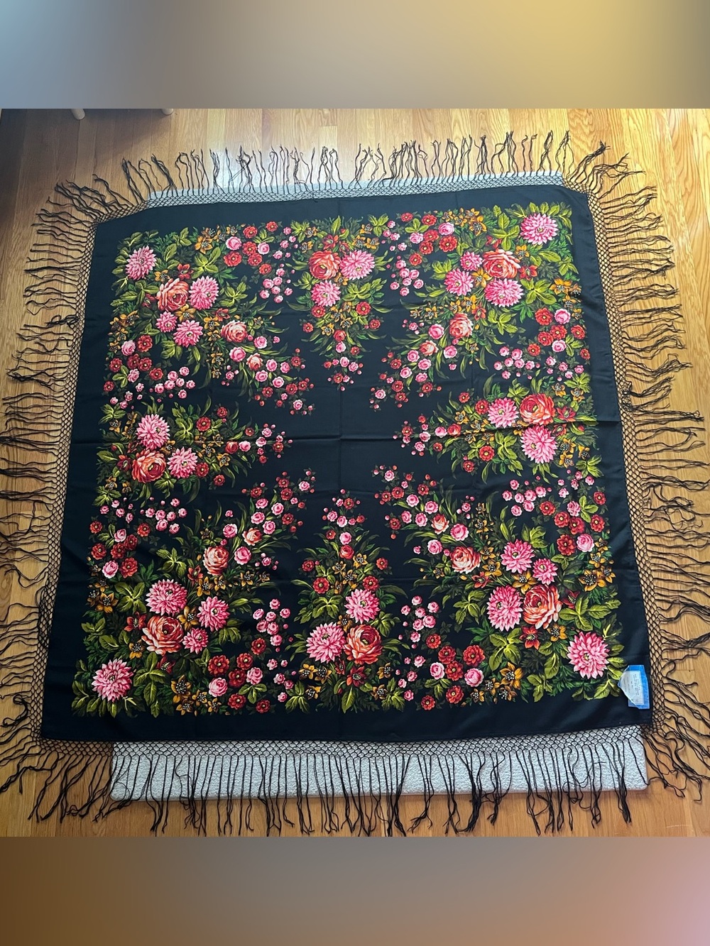 Pavlovo Posad Vintage USSR Wool Shawl Scarf 148x148 cm Chrysanthemum Floral NWT